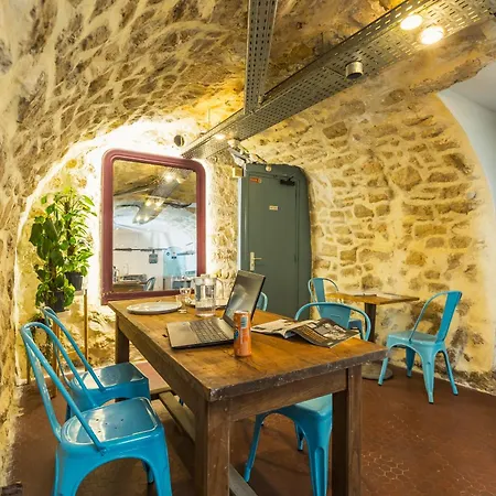 Young And Happy Latin Quarter By Hiphophostels Hostel Párizs