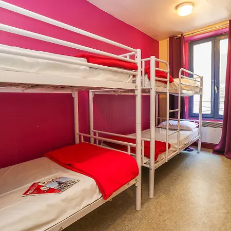 Young And Happy Latin Quarter By Hiphophostels Hostel Parijs