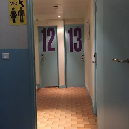 Young And Happy Latin Quarter By Hiphophostels * Paris