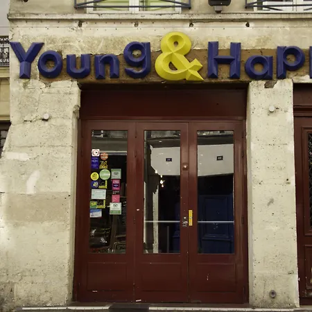 Hostel Young And Happy Latin Quarter By Hiphophostels *