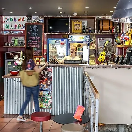 Young And Happy Latin Quarter By Hiphophostels Hostel