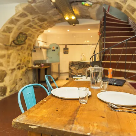 Young And Happy Latin Quarter By Hiphophostels Hostel Párizs
