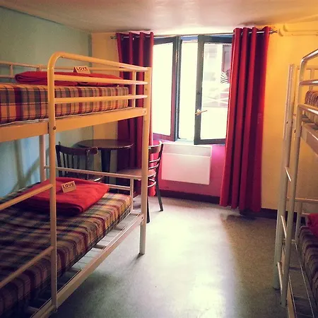 Young And Happy Latin Quarter By Hiphophostels Hostel Paryż