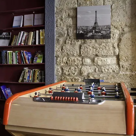 Auberge de jeunesse Young And Happy Latin Quarter By Hiphophostels *