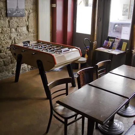 Auberge de jeunesse Young And Happy Latin Quarter By Hiphophostels *