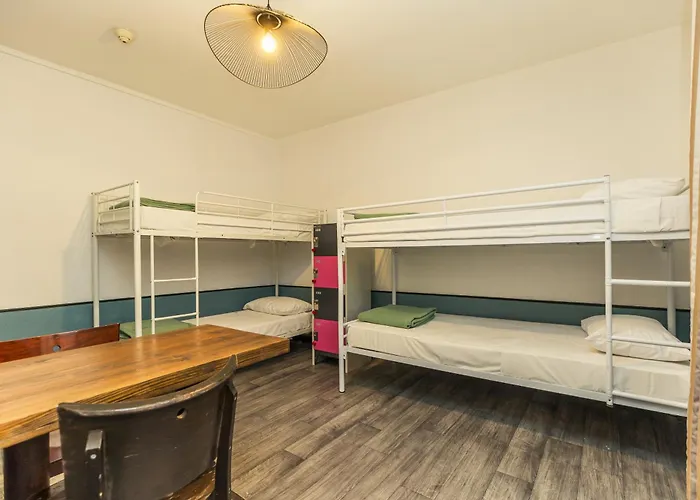 Ostello Young And Happy Latin Quarter By Hiphophostels