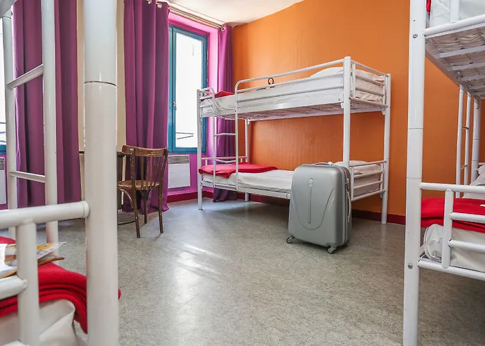 Young And Happy Latin Quarter By Hiphophostels * Parigi