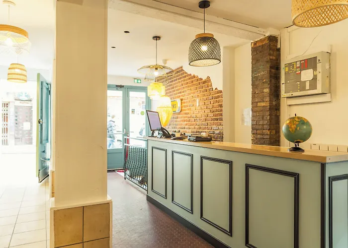 Young And Happy Latin Quarter By Hiphophostels * Parigi