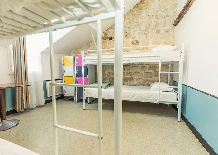 Ostello Young And Happy Latin Quarter By Hiphophostels